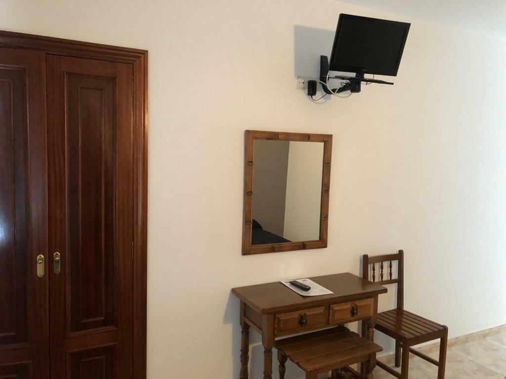 וילאנואבה דה ארוסה Hotel Lago מראה חיצוני תמונה